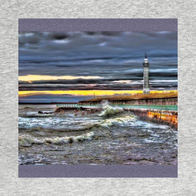 High tide at Seaburn Sunderland by avrilharris